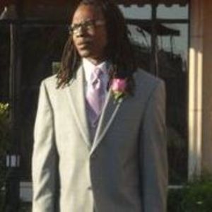 Meet your Posher, Taron